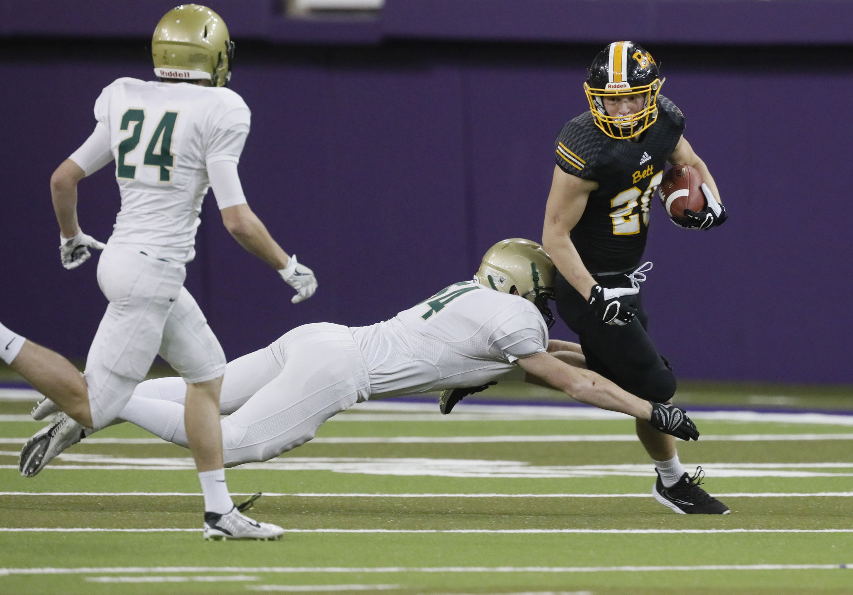 111017mp-4a-Bettendorf-2